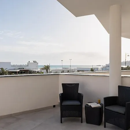 Oneweek Gaeta Suites And Apartments Exterior photo