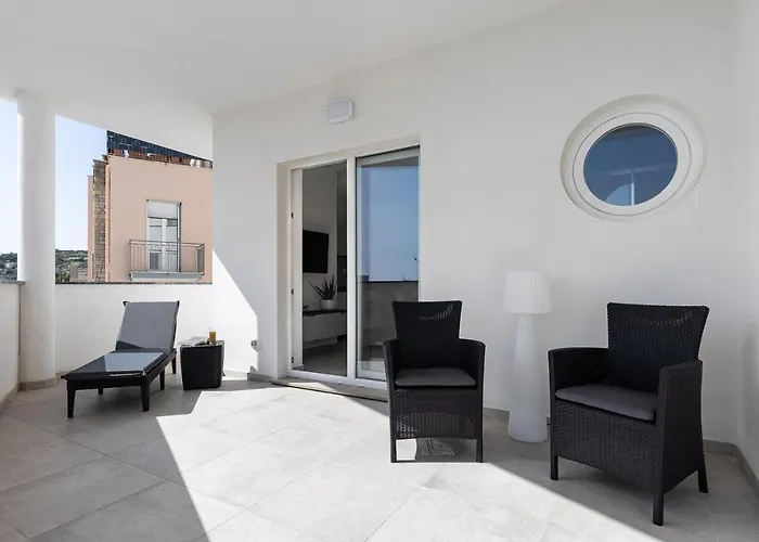 Oneweek Gaeta Suites And Apartments